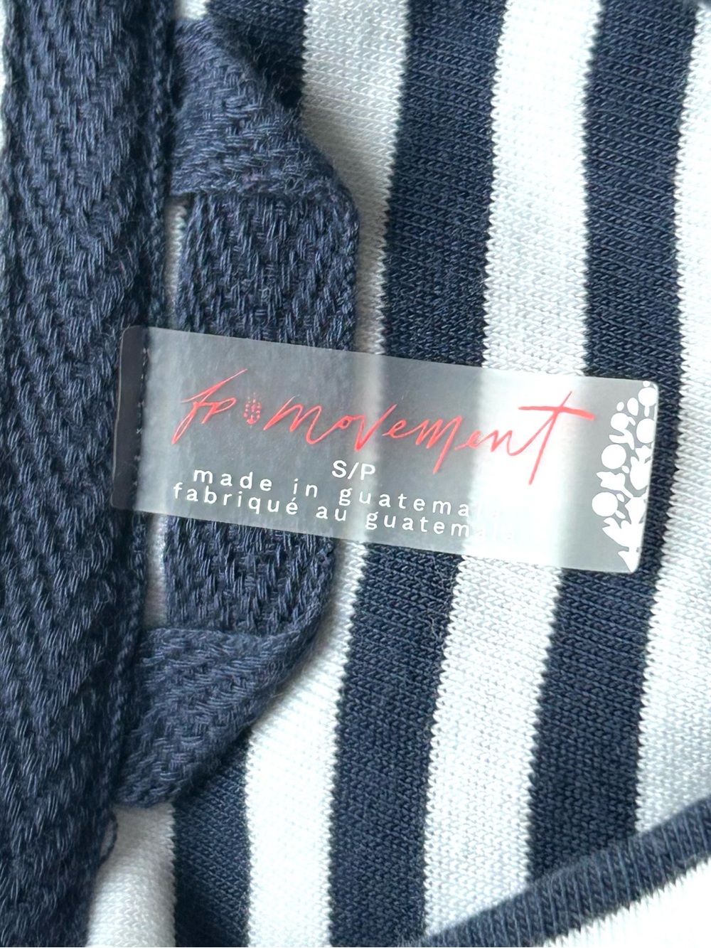 ☀️NEW Free People Movement Restoration Yarn Dye Navy & White Stripe Layer. Small - Picture 15 of 16
